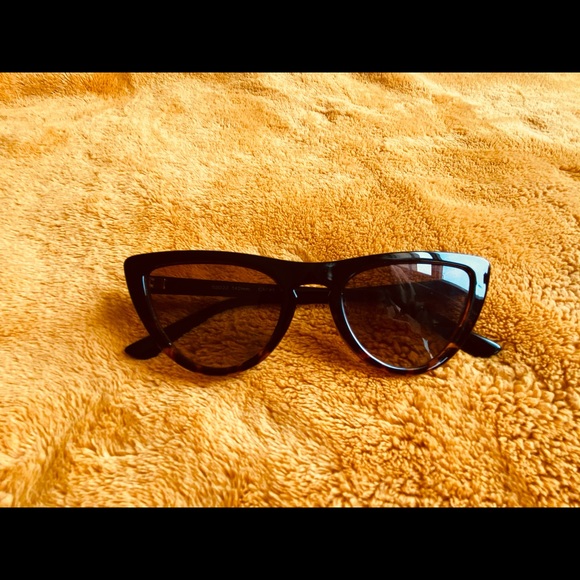 Sunglasses - Picture 2 of 4